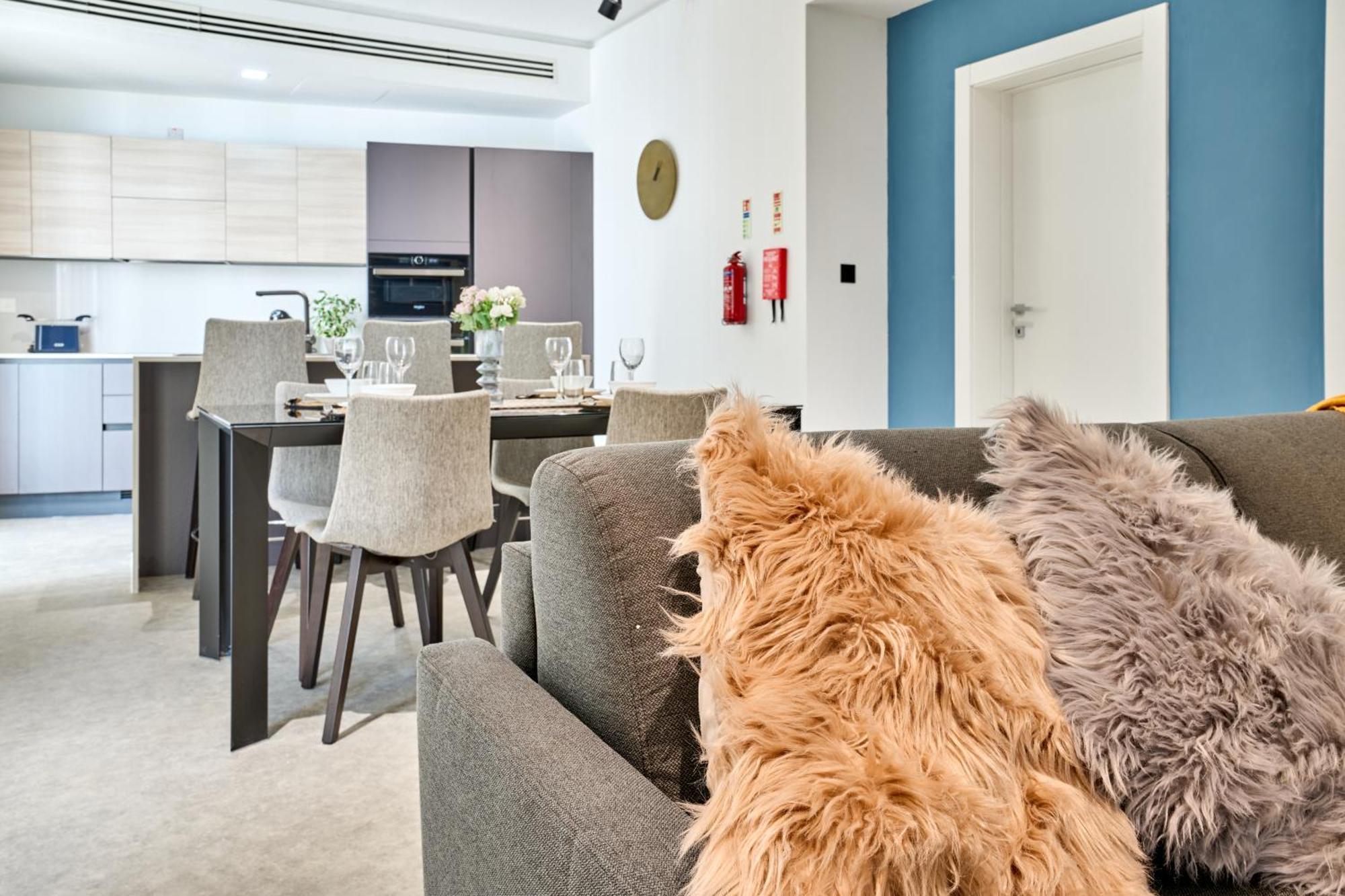 Stylish Apartment In Tigne Point Sliema Zewnętrze zdjęcie